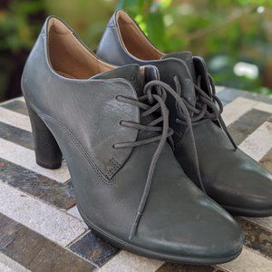 Ecco Sculptured Genuine Leather Oxford